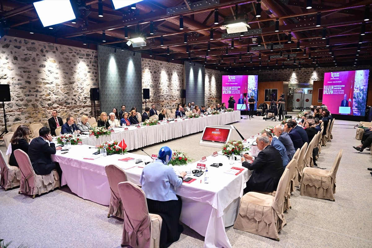 Bölgede rekabet kültürünün yaygınlaştırılması amacıyla Türkiye'nin aralarında yer aldığı 9 ülkenin...