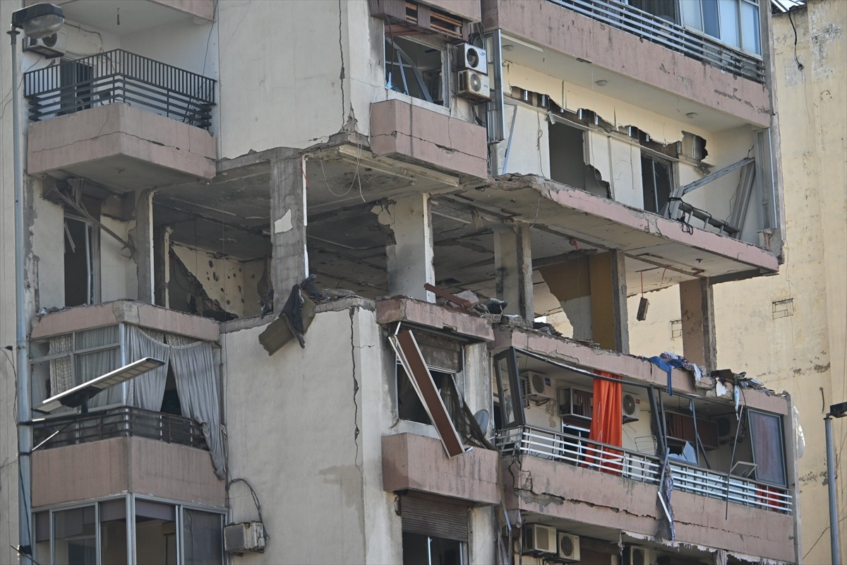 Filistin Halk Kurtuluş Cephesi (FHKC), İsrail'in, Lübnan'ın başkenti Beyrut’un Kola Mahallesi'ne...