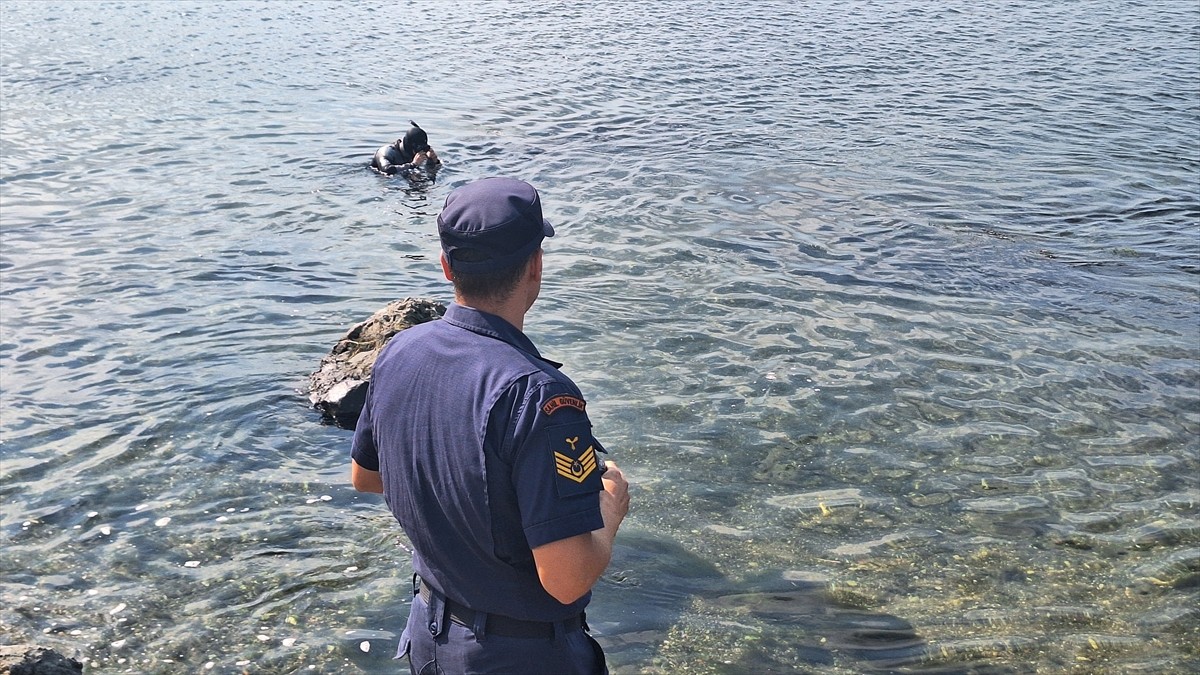 Samsun'un Bafra ilçesinde denizde kaybolan balıkçı Orhan Çorbacı'yı arama çalışması başlatıldı. İl...