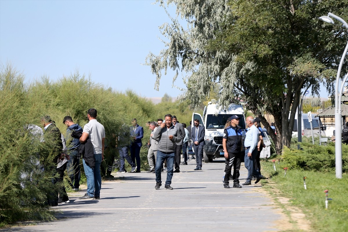 Van'da kaybolan üniversite öğrencisi Rojin Kabaiş'i arama çalışmaları devam ediyor. Cuma günü...