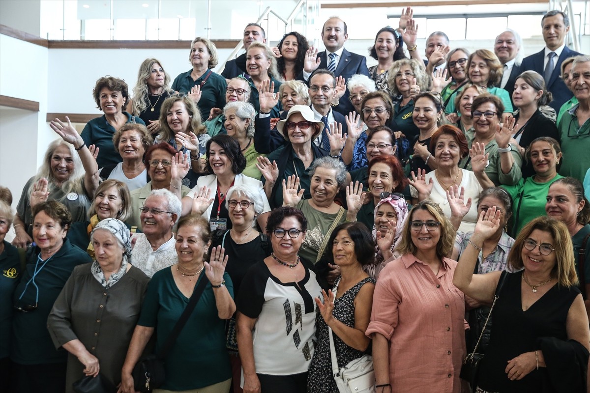 60+ Tazelenme Üniversitesi Mersin Üniversitesi (MEÜ) Kampüsü, MEÜ Akdeniz Kültür Merkezi'nde...