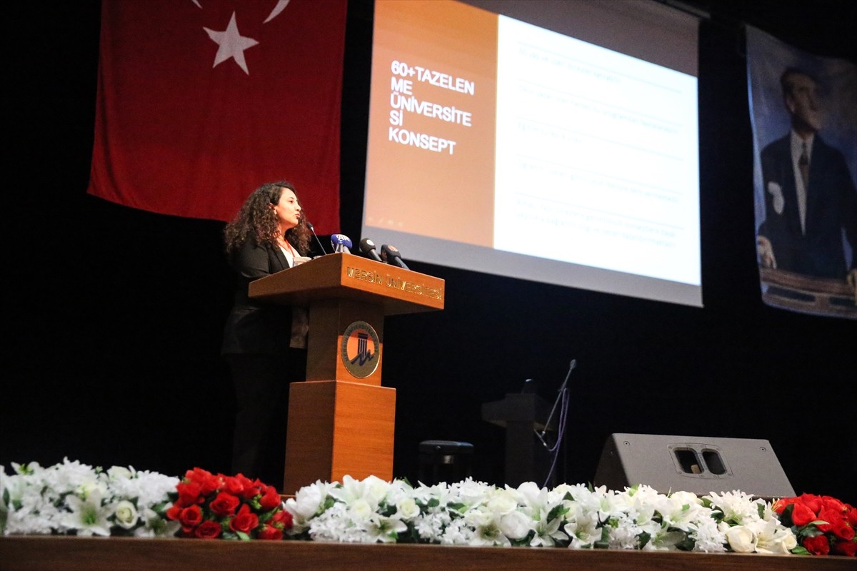 60+ Tazelenme Üniversitesi Mersin Üniversitesi (MEÜ) Kampüsü, MEÜ Akdeniz Kültür Merkezi'nde...