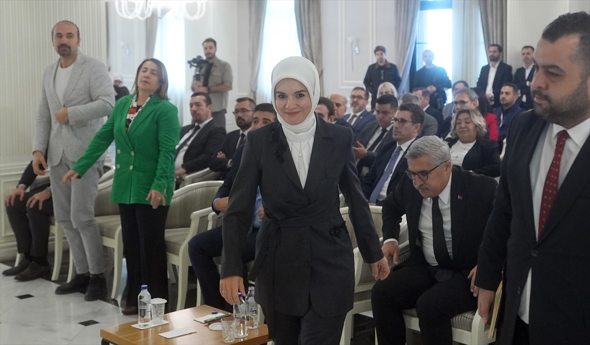 Aile ve Sosyal Hizmetler Bakanı Mahinur Özdemir Göktaş, Ankara Müzik ve Güzel Sanatlar...