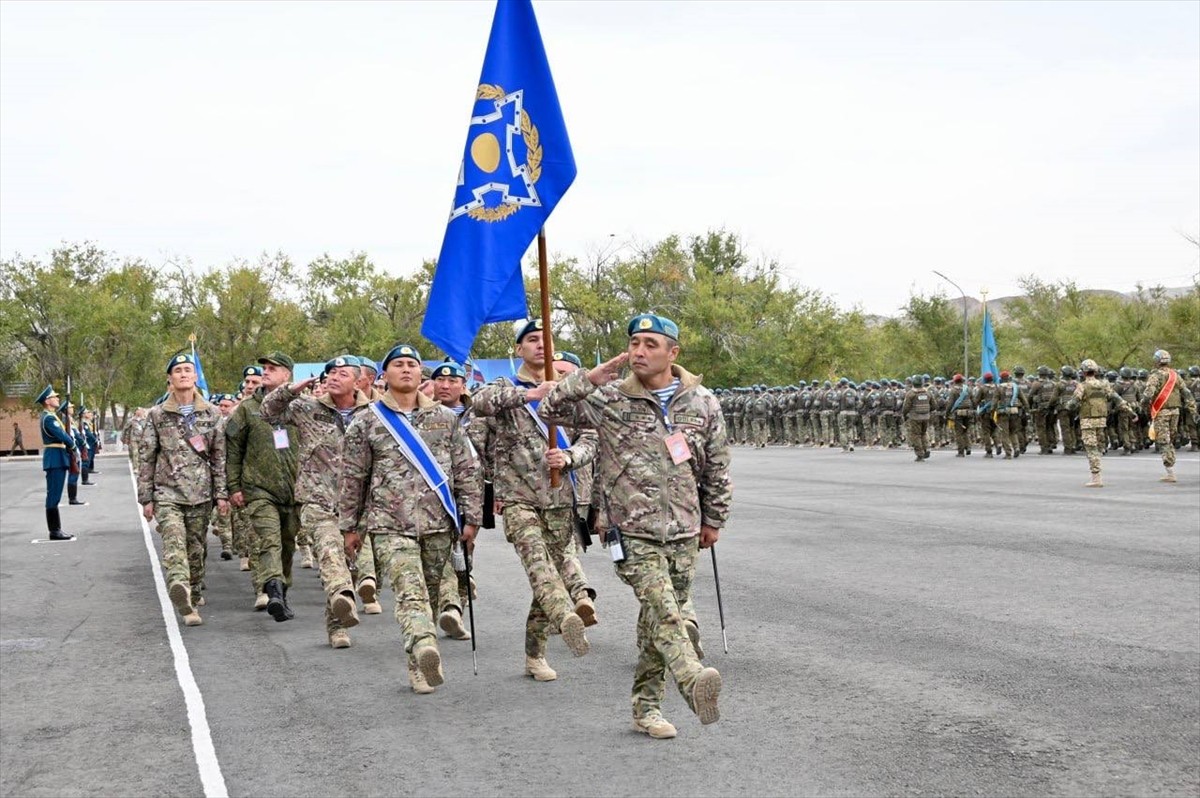 Kazakistan’da Kolektif Güvenlik Anlaşması Örgütü (KGAÖ) üyesi ülkeler Rusya, Belarus, Kazakistan...