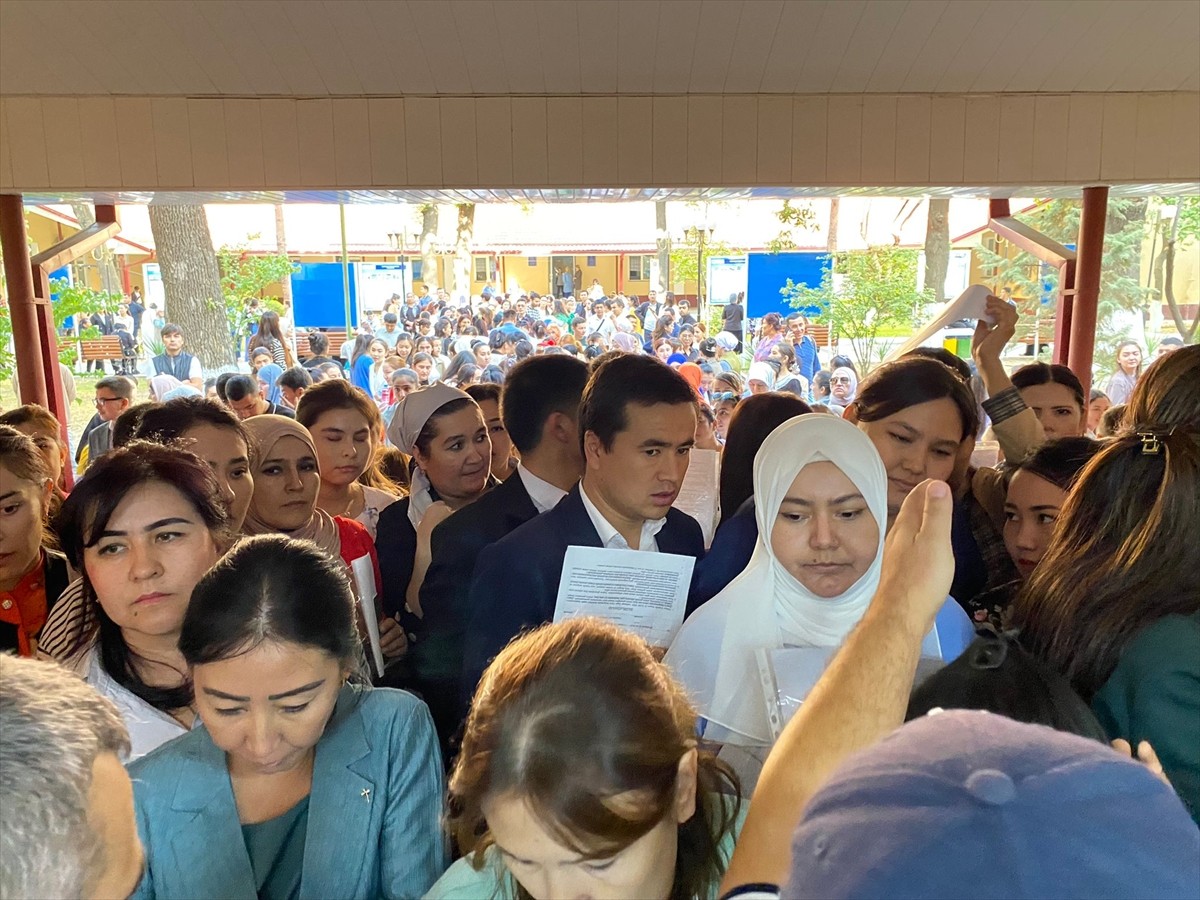 Yunus Emre Enstitüsü (YEE) tarafından geliştirilen, Türkçenin ilk uluslararası geçerliğe sahip dil...