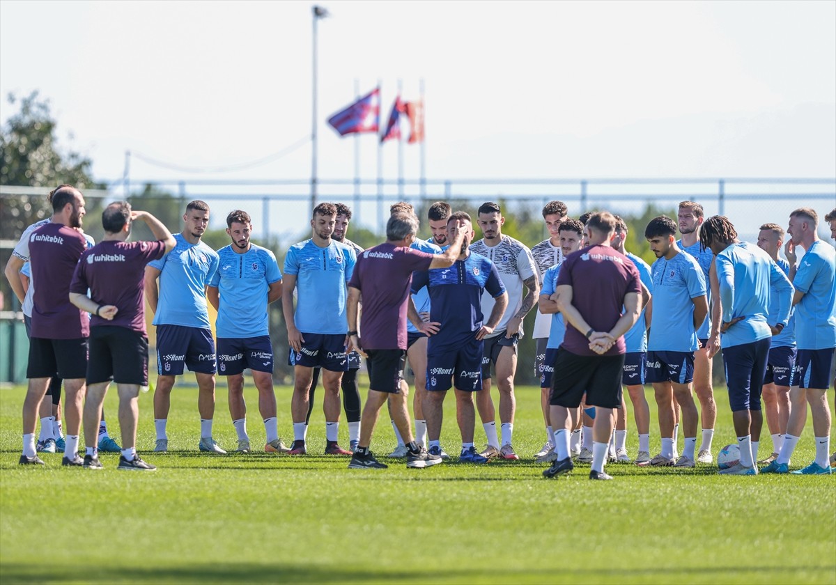 Trabzonspor, Trendyol Süper Lig'in 8. haftasında yarın deplasmanda Atakaş Hatayspor ile oynayacağı...