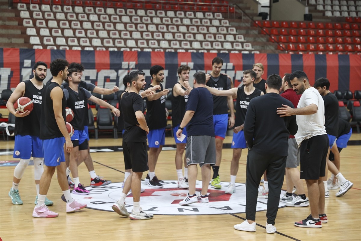 Türkiye Sigorta Türkiye Basketbol Ligi'nin 4. haftasında 6 Ekim Pazar günü deplasmanda Esenler...