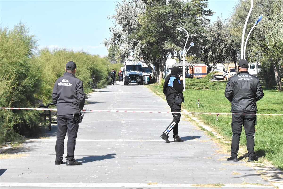 Van'da 27 Eylül Cuma gününden bu yana kendisinden haber alınamayan üniversite öğrencisi Rojin...