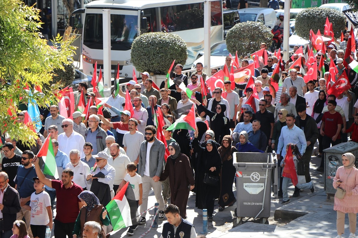 Niğde'de, İsrail'in 7 Ekim 2023'ten bu yana süren saldırıları nedeniyle Filistin'de yaşanan...