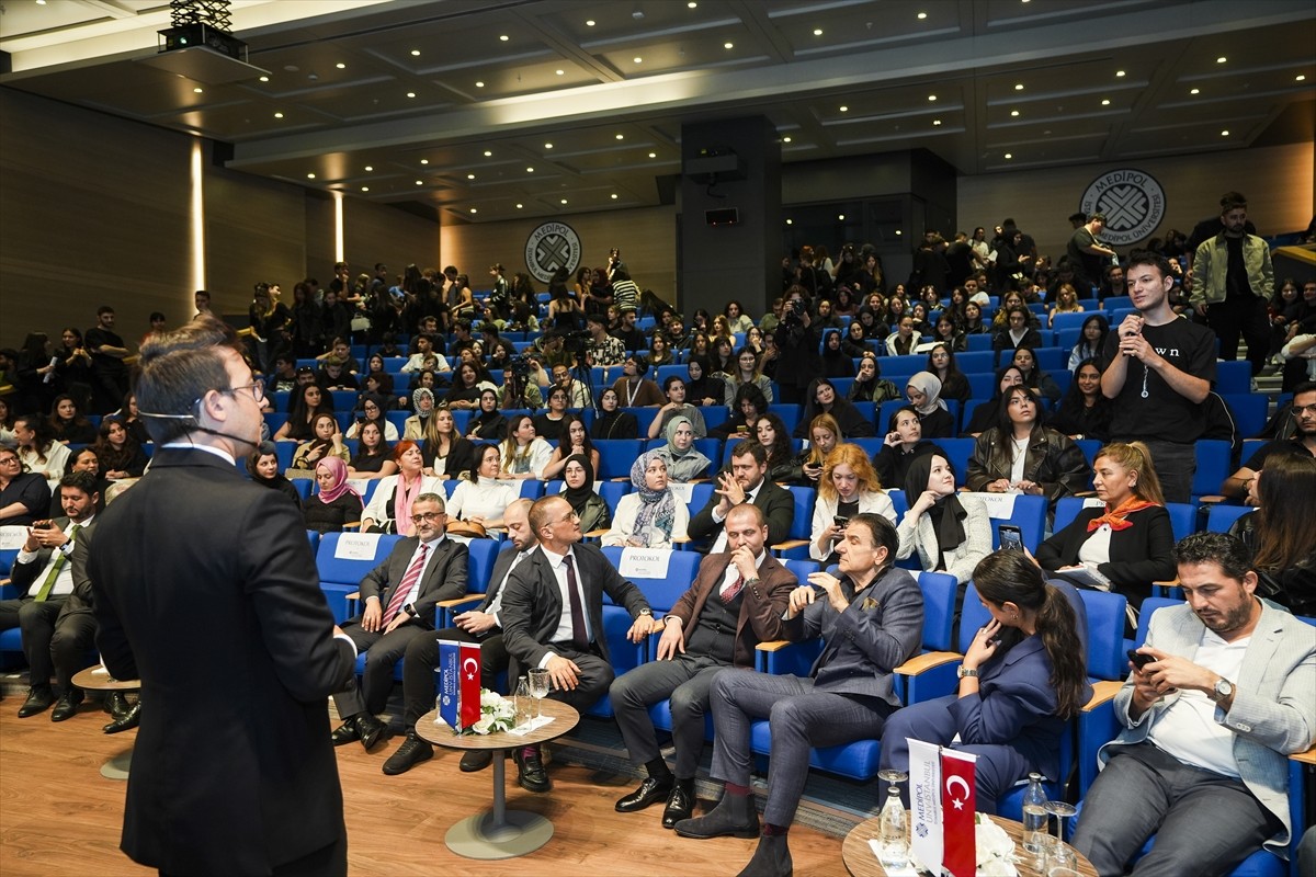 Anadolu Ajansı (AA) Yönetim Kurulu Başkanı ve Genel Müdürü Serdar Karagöz, İstanbul Medipol...