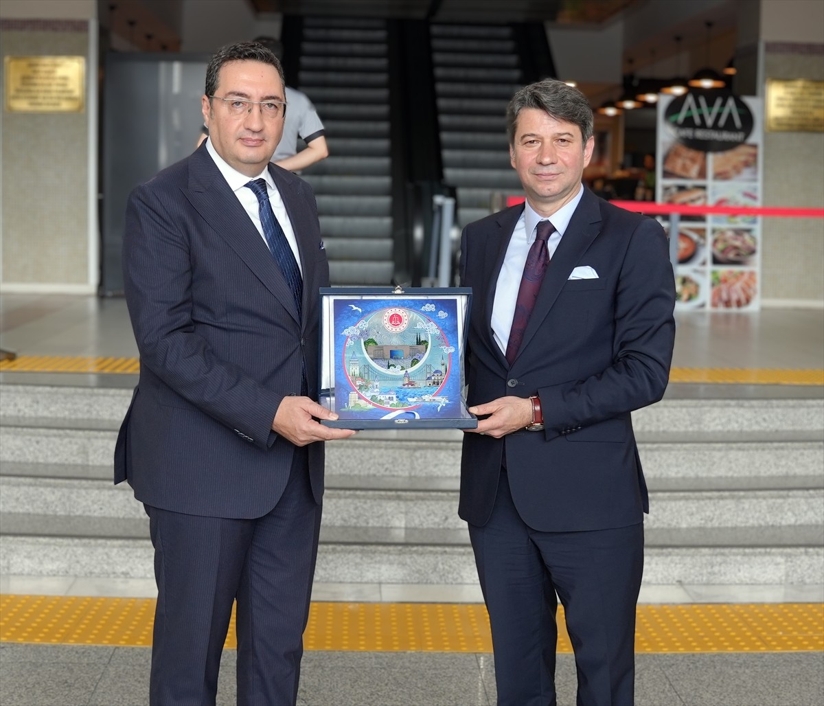 Bakırköy Adliyesi'nde, İstanbul Bölge Adliyesi Başkanlığına atanan Hazar Turan Alim için veda...