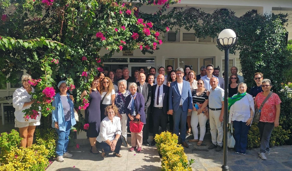 Çanakkale'nin Bozcaada'da ilçesinde, Türk Deniz Araştırmaları Vakfı (TÜDAV) organizasyonunda...