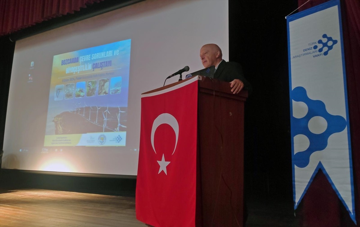 Çanakkale'nin Bozcaada'da ilçesinde, Türk Deniz Araştırmaları Vakfı (TÜDAV) organizasyonunda...