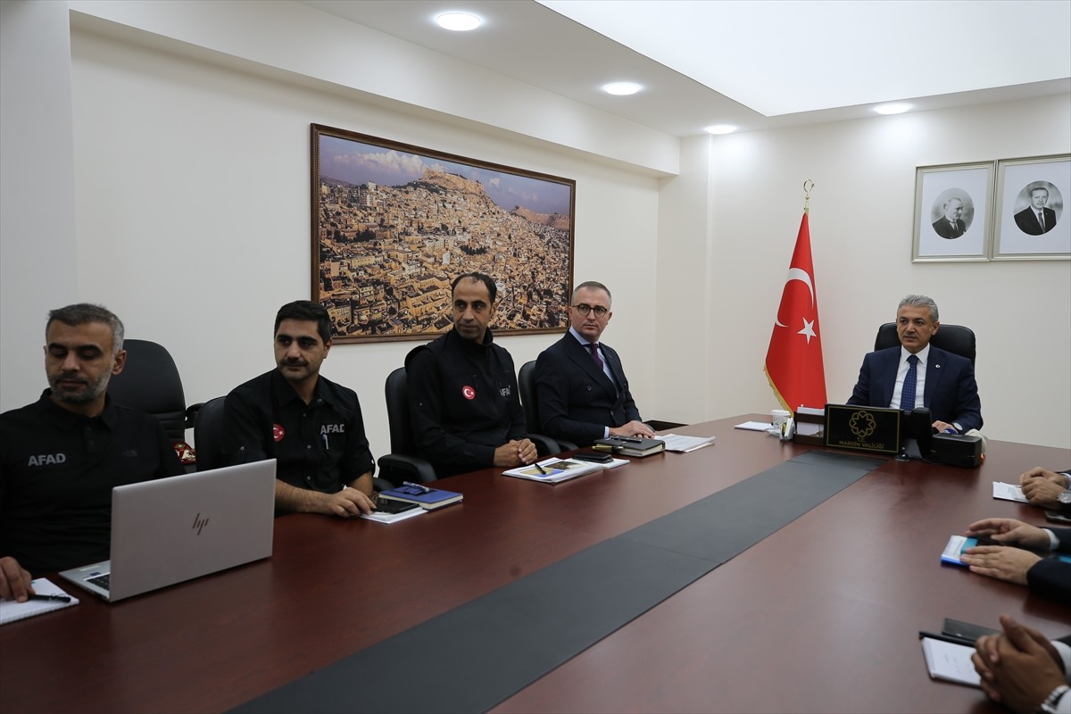 Mardin'de, "İl Afet Risk Azaltma Planı İzleme ve Değerlendirme Toplantısı" gerçekleştirildi. Vali...