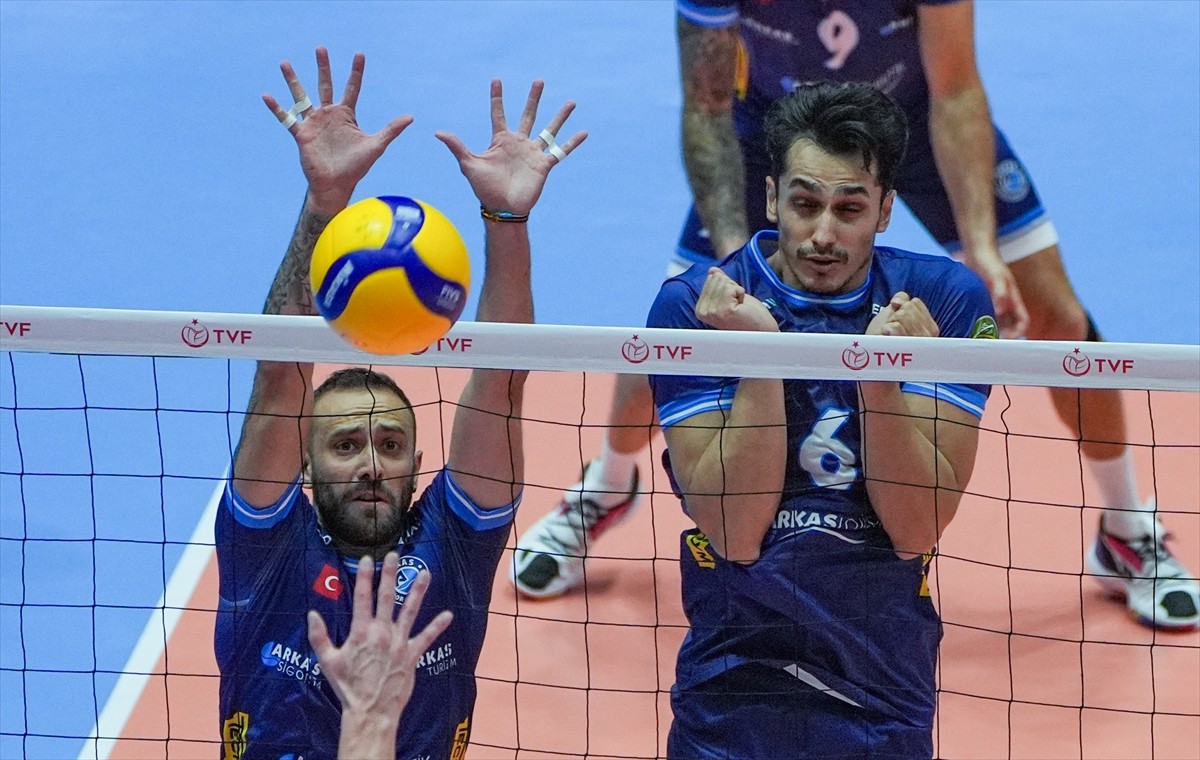 CEV Erkekler Challenge Kupası 32'li final turu ilk maçında Arkas Spor, Finlandiya'dan Akaa ile...