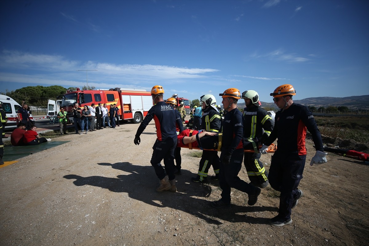 Devlet Hava Meydanları İşletmesi (DHMİ) Çanakkale Havalimanı Acil Durum Planı kapsamında "Geniş...