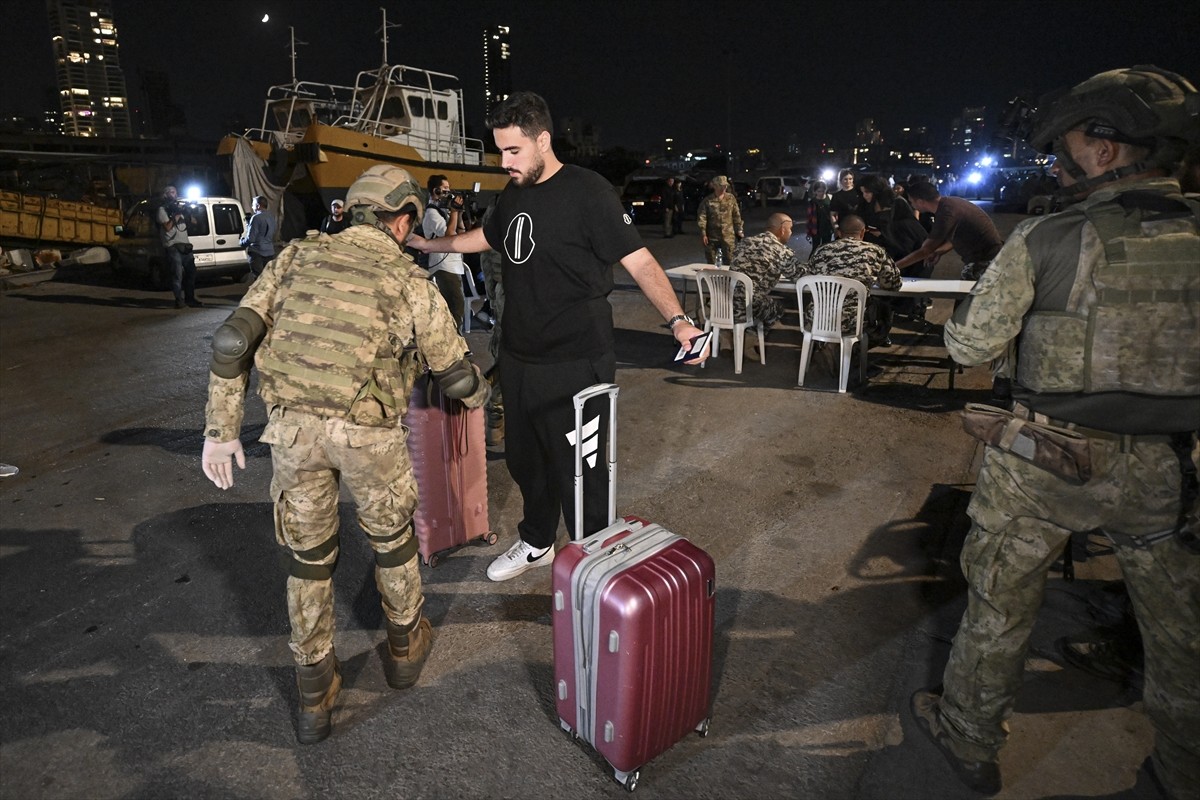 Dışişleri Bakanlığı ve Milli Savunma Bakanlığı koordinesinde, İsrail'in saldırısı altındaki...