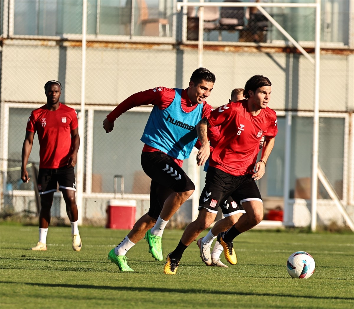 Net Global Sivasspor, Trendyol Süper Lig'in 9. haftasında sahasında Atakaş Hatayspor ile yapacağı...