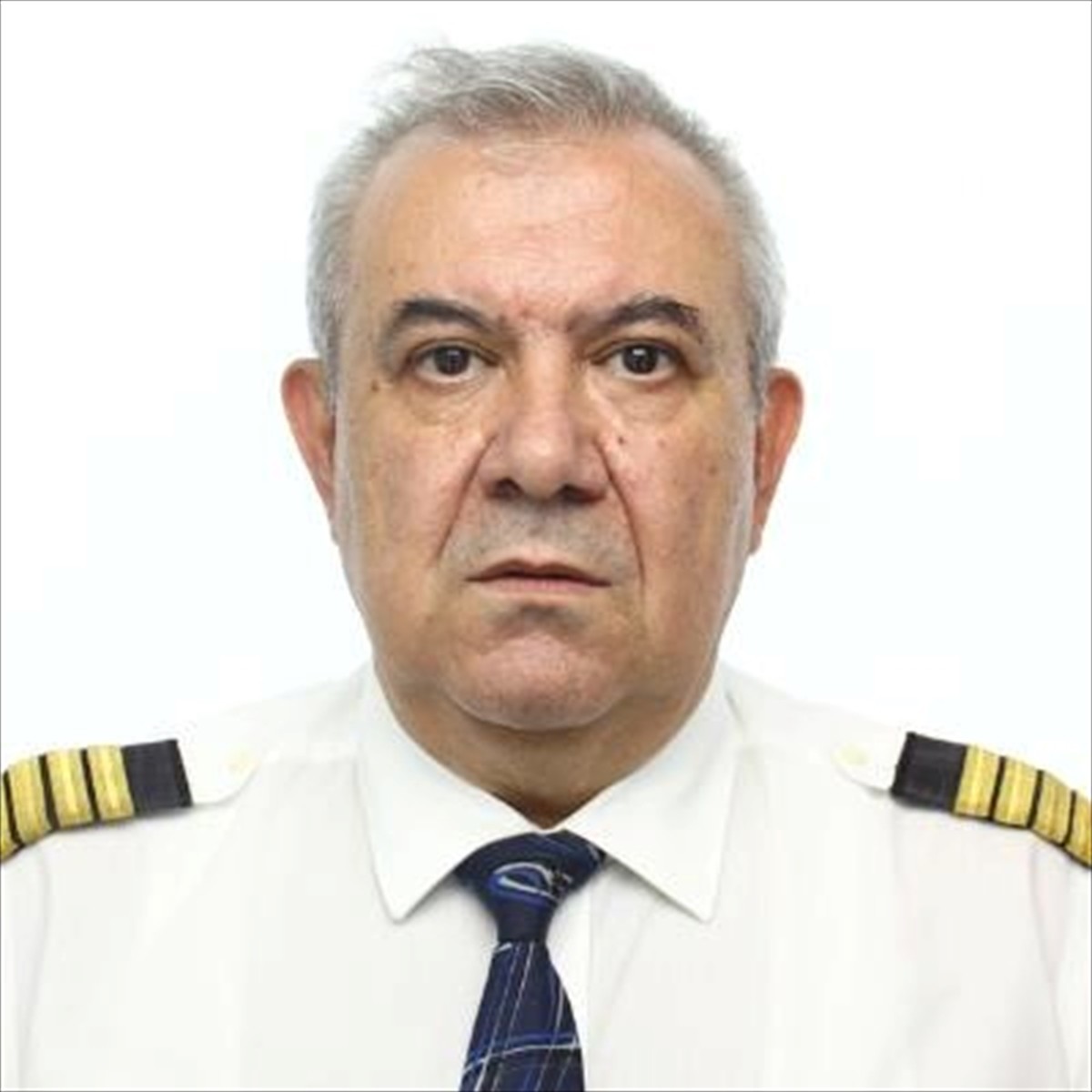 TK204 sefer sayılı Seatle-İstanbul seferini icra eden uçapın Kaptan Pilot'u İlçehin Pehlivan uçuş...