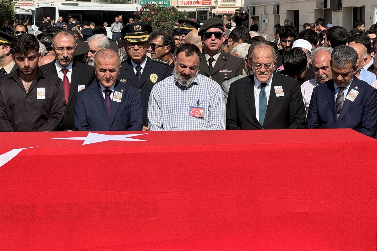 Pençe-Kilit Operasyonu bölgesinde bölücü terör örgütü mensuplarınca yapılan taciz atışı sonucu...