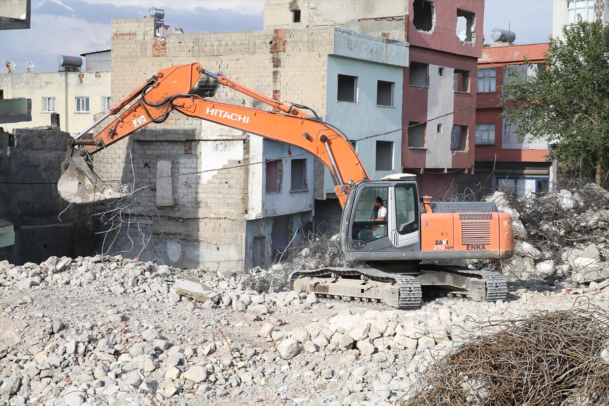 Siirt'te, Selçuklu mimarisinin özelliklerini taşıyan 895 yıllık ata yadigarı Ulu Cami, "1. Etap...