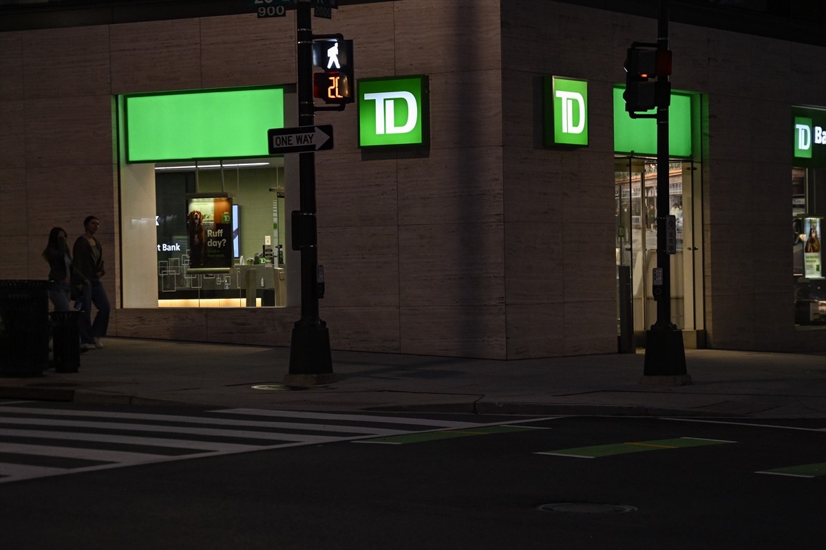 Toronto-Dominion Bank'ın (TD Bank) kara para aklamayı önlemeyi amaçlayan yasaya yönelik...