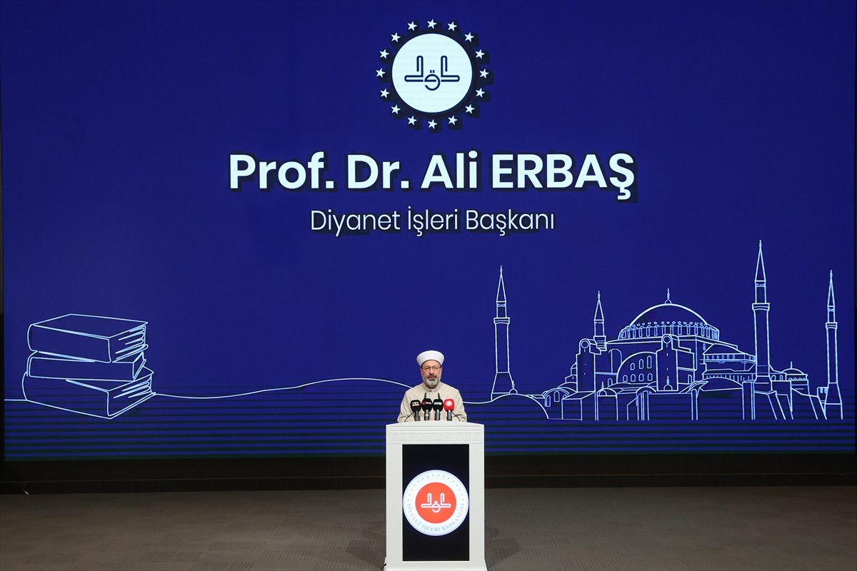 Diyanet İşleri Başkanı Ali Erbaş, Diyanet Akademisi Başkanlığınca düzenlenen Türkiye Diyanet Vakfı...