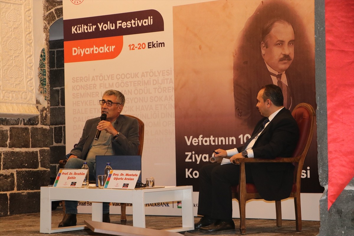 Kültür ve Turizm Bakanlığınca düzenlenen Diyarbakır Kültür Yolu Festivali kapsamında Dicle...