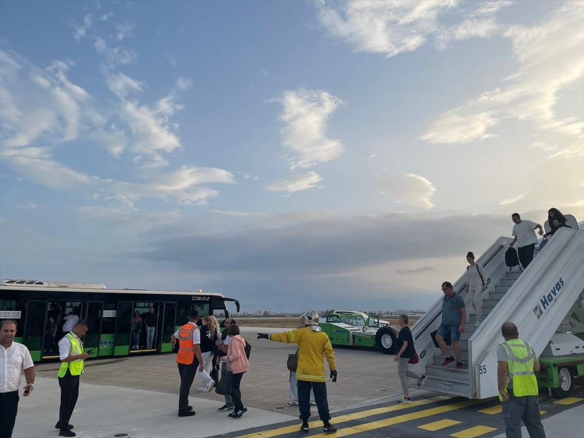 Ulaştırma ve Altyapı Bakanlığı, Corendon Hava Yollarına ait Münih-Antalya seferini yapan uçağın...