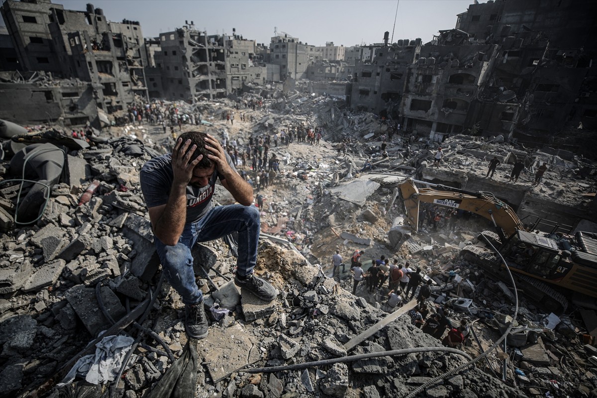 Anadolu Ajansının (AA) Gazze'deki foto muhabiri Ali Jadallah, Fransa'daki Normandiya Bölgesi...