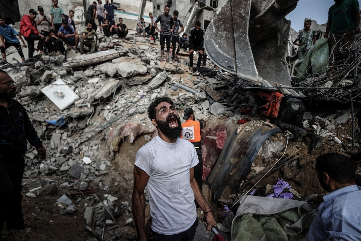 Anadolu Ajansının (AA) Gazze'deki foto muhabiri Ali Jadallah, Fransa'daki Normandiya Bölgesi...