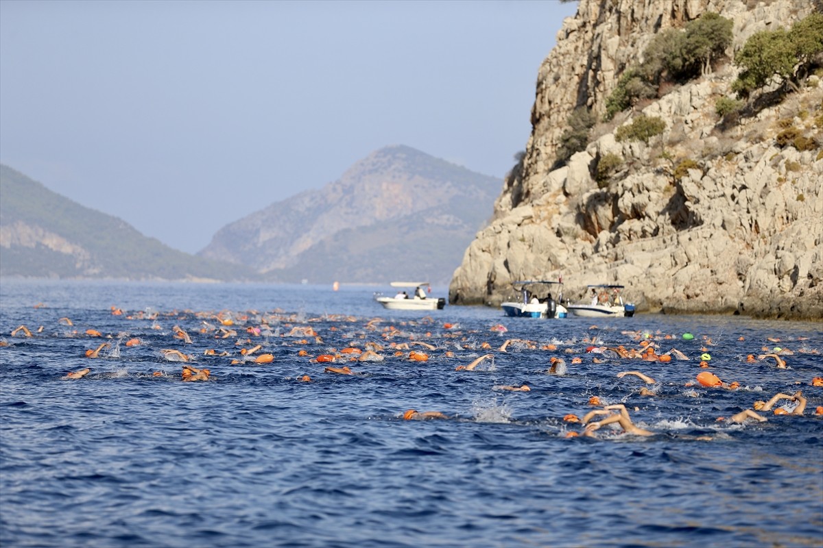 Muğla'nın Fethiye ilçesinde "5. Uluslararası Fethiye Spor Festivali" kapsamında Kelebekler...