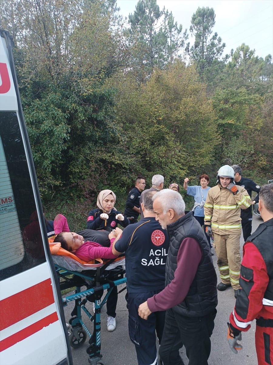 Bartın'da mantar toplamak için girdiği ormanlık alanda ayağı kırılan kadın, ekiplerce...