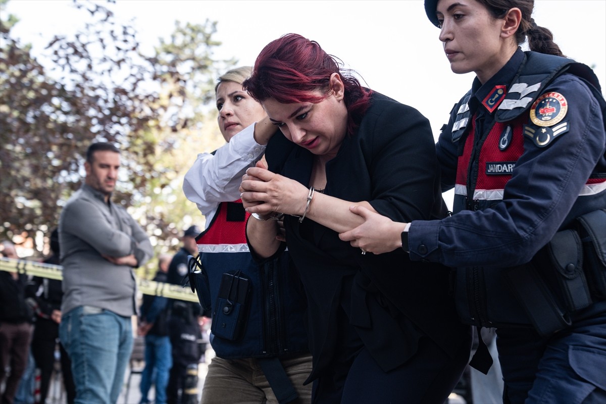 Büyükçekmece Cumhuriyet Başsavcılığı Terör ve Örgütlü Suçlar Soruşturma Savcısı Y.E'nin, makamında...