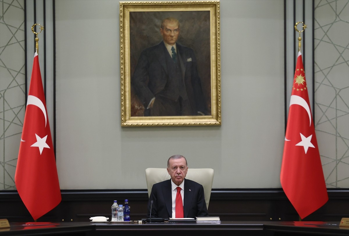 Cumhurbaşkanlığı Kabinesi, Cumhurbaşkanı Recep Tayyip Erdoğan başkanlığında toplandı.