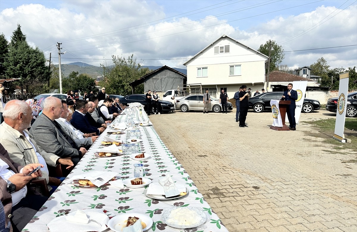 Düzce'de, 2019'dan bu yana etkili olan sel ve taşkınların zarar verdiği içme suyu şebekelerinin...