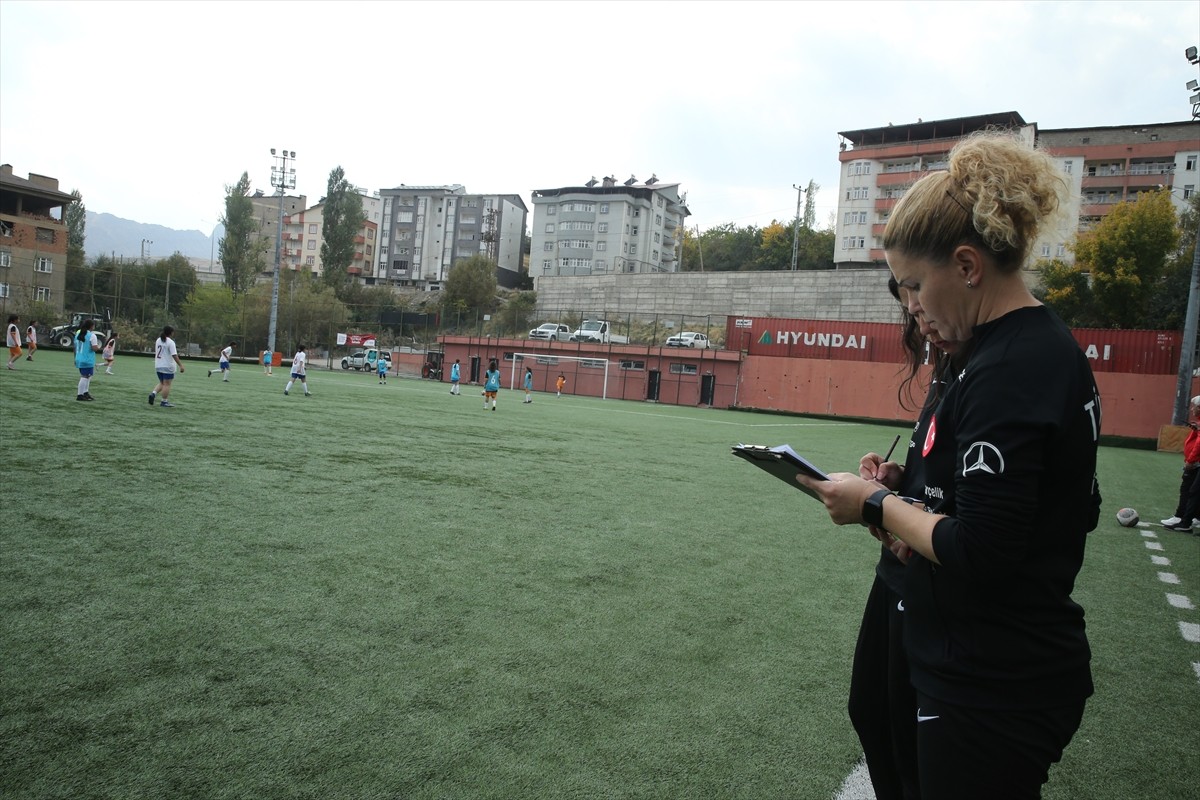 Türkiye Futbol Federasyonu tarafından, "BtcTurk ile Yeni Nesil Sahada" projesi kapsamında...