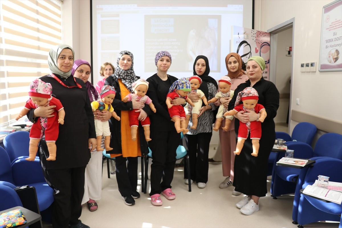 Amasya Üniversitesi Sabuncuoğlu Şerefeddin Eğitim Araştırma Hastanesi bünyesindeki gebe okulu...