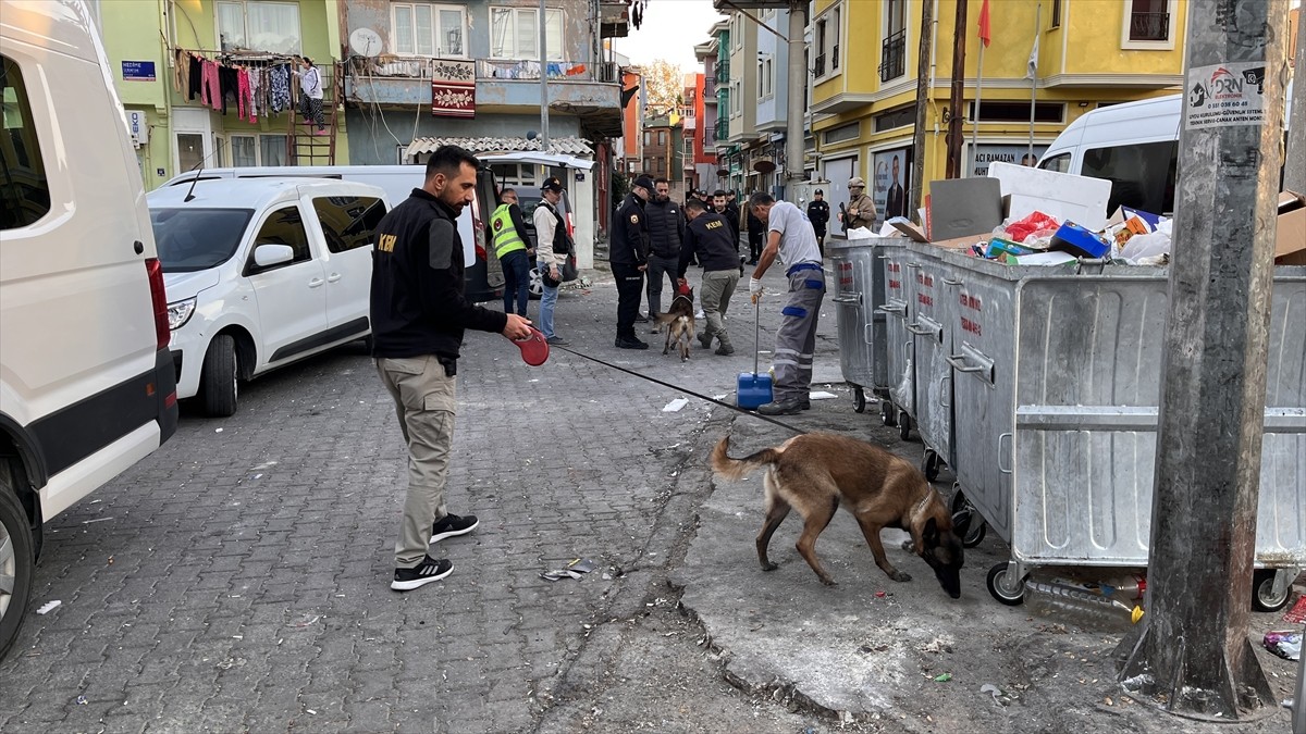 Çanakkale'de, insansız hava aracı (İHA) ve dron destekli, yaklaşık 200 personelin katılımı ve...