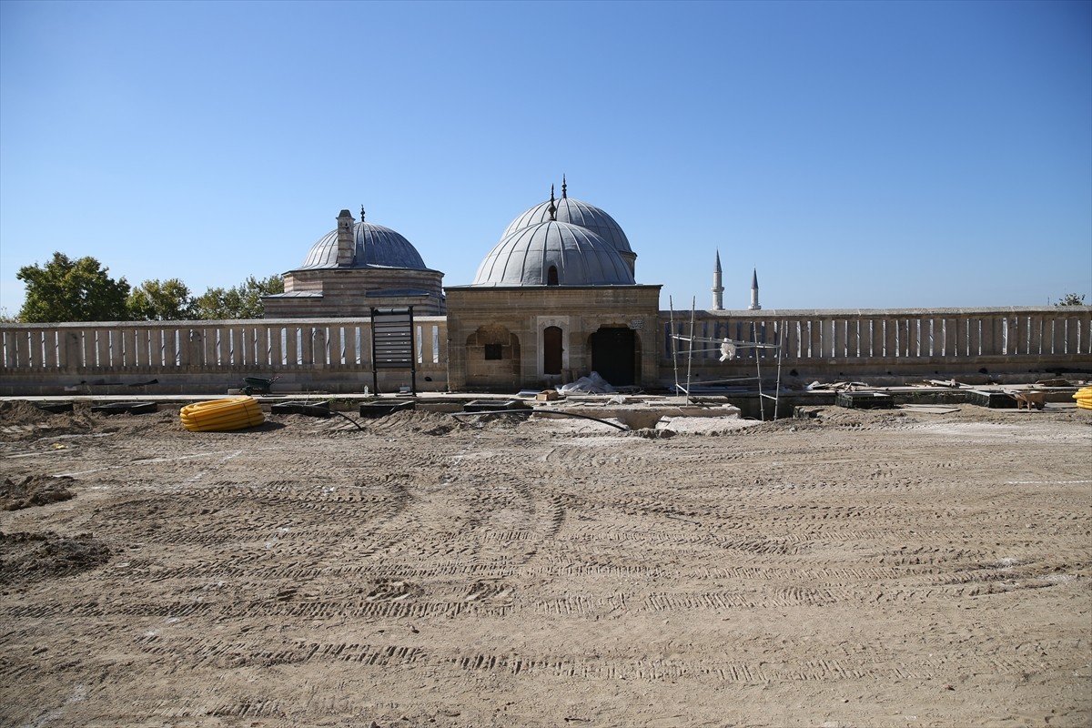 Mimar Sinan'ın ustalık eseri Selimiye Camisi'nde 3 yıldır süren restorasyon çalışmaları kapsamında...