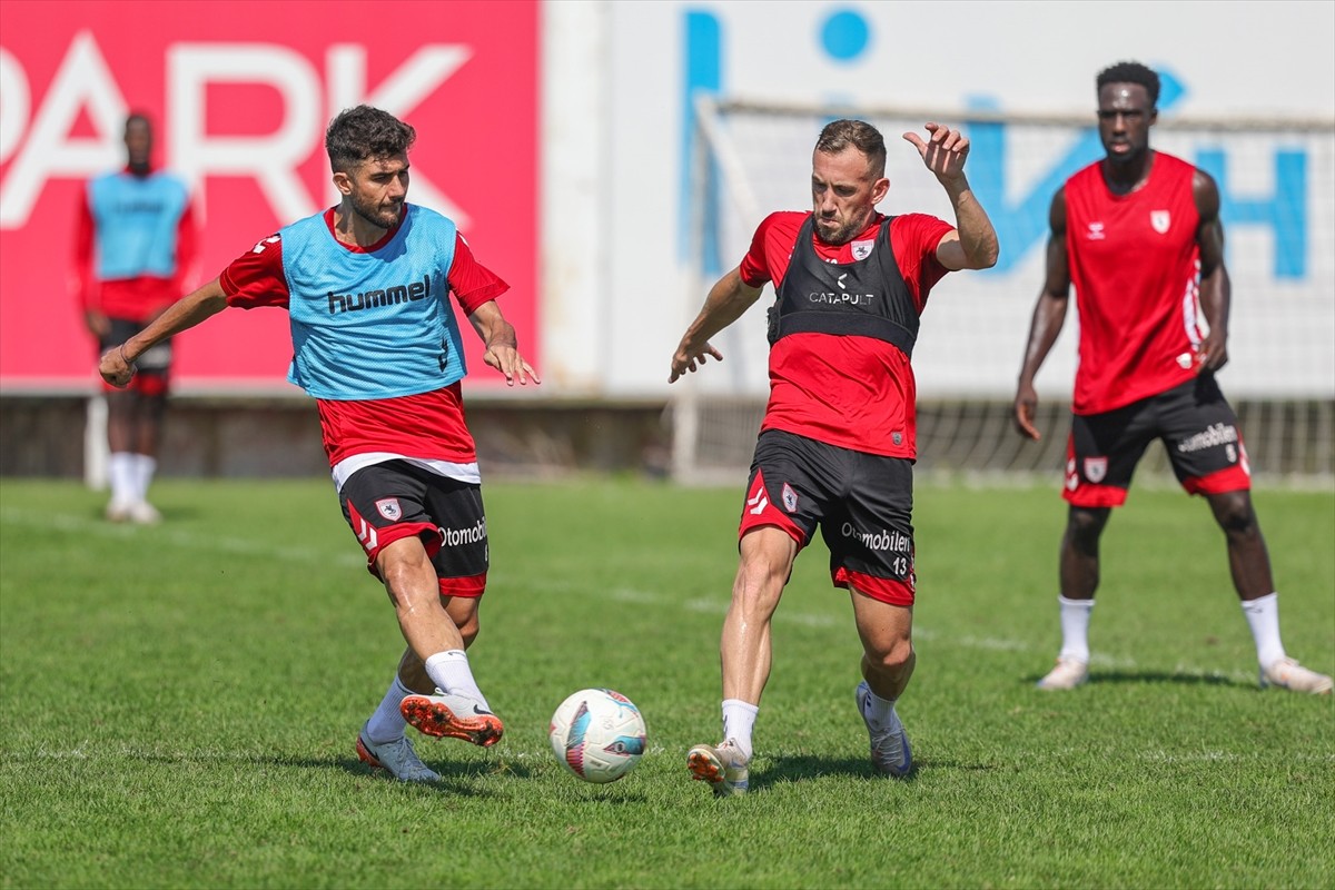 Samsunspor, Trendyol Süper Lig'in 9. haftasında 20 Ekim Pazar günü sahasında oynayacağı Fenerbahçe...