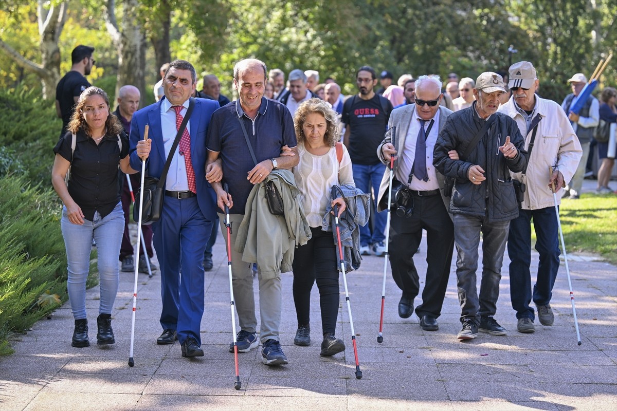 Türkiye Körler Federasyonu üyeleri, eğitimde, istihdamda ve sosyal yaşamda karşılaştıkları...