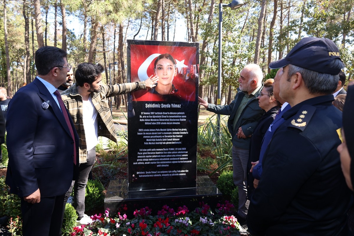 Ümraniye'de, uğradığı silahlı saldırıda şehit olan polis memuru Şeyda Yılmaz'ın ismi Çekmeköy'deki...