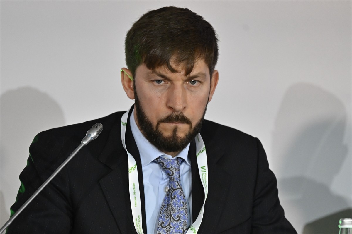 Başkent Moskova'da bir otelde Sberbank ve Uluslararası İslam İş Asamblesi (MAİB) ortaklığıyla 6....