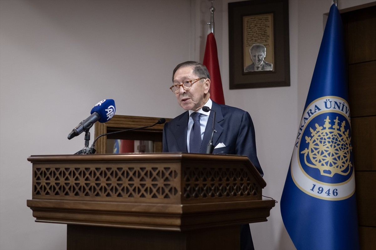 Kolombiya'nın Ankara Büyükelçiliği ve Ankara Üniversitesi işbirliğinde ödüllü Kolombiyalı yazar...