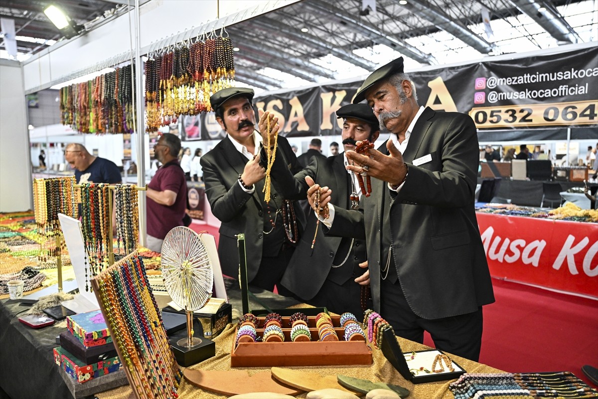 Adana Valiliği himayesinde TÜYAP Adana Uluslararası Fuar ve Kongre Merkezi'nde düzenlenen "3....