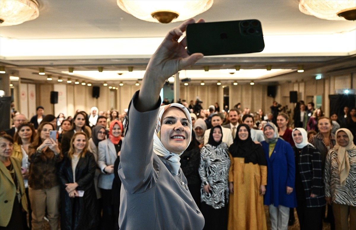 Aile ve Sosyal Hizmetler Bakanı Mahinur Özdemir Göktaş, Kadınların Kooperatifler Yoluyla...