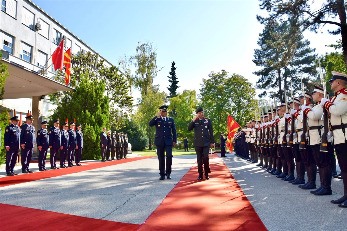 Genelkurmay Başkanı Orgeneral Metin Gürak, Kuzey Makedonya Genelkurmay Başkanı Tümgeneral Sashko...