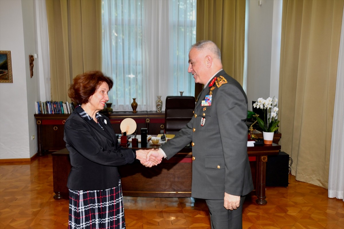 Genelkurmay Başkanı Orgeneral Metin Gürak, resmi ziyaret kapsamında bulunduğu Kuzey Makedonya'da...