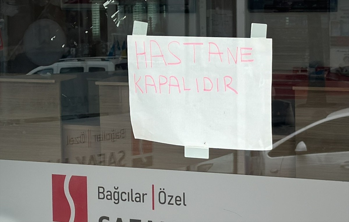 İstanbul'da, 112 Acil Çağrı Merkezi'nde çalışan kişilerle ortak hareket ederek, bebek acil...